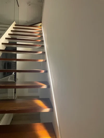 iluminacion-escalera Instal.lam Electricitat i Llanterneria
